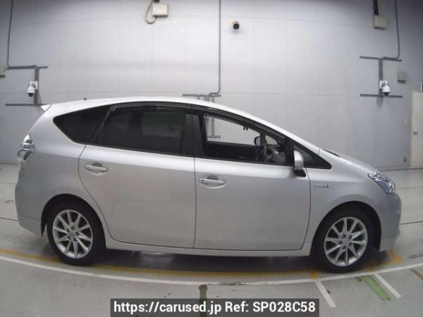 Used 2012 AT toyota prius-alpha ZVW41W Image[2]
