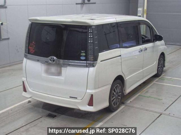 Used 2017 AT toyota voxy ZRR80W Image[1]