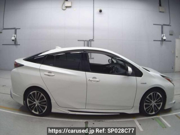 Used 2017 AT toyota prius ZVW50 Image[2]