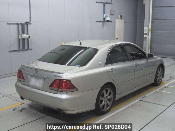 Used 2004 AT toyota crown GRS180 Image[1]