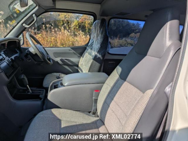 Used 1998 AT toyota hiace-wagon RZH111G Image[14]