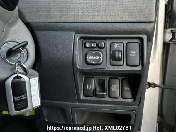 Used 2004 AT toyota sienta NCP81G Image[27]