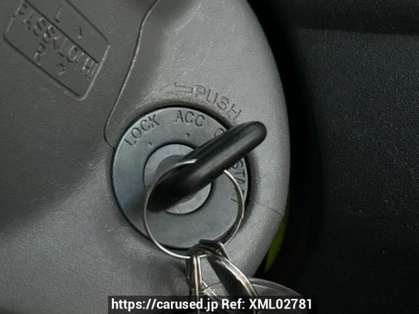 Used 2004 AT toyota sienta NCP81G Image[28]