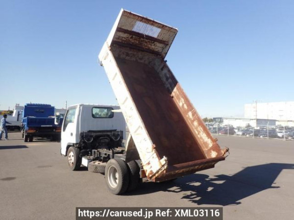 Used 2004 MT isuzu elf-truck NKR81AD Image[1]