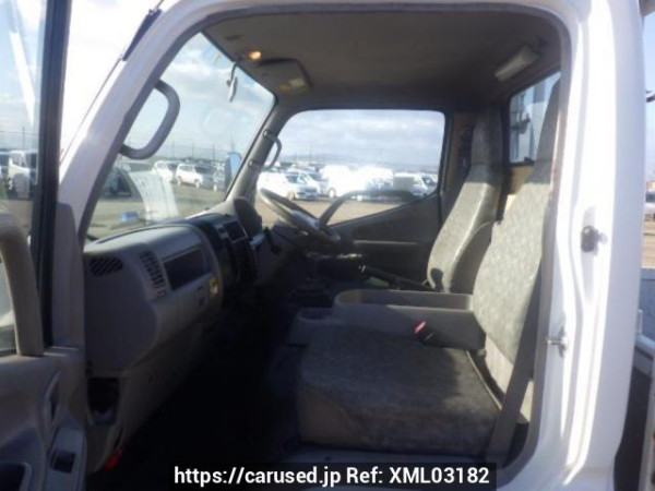 Used 2006 MT toyota dyna-truck XZU304 Image[13]