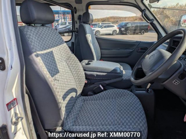 Used 2003 AT toyota hiace-van TRH112V Image[12]