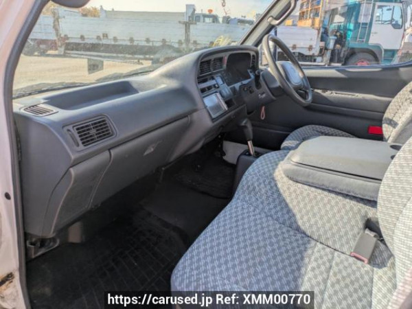 Used 2003 AT toyota hiace-van TRH112V Image[13]