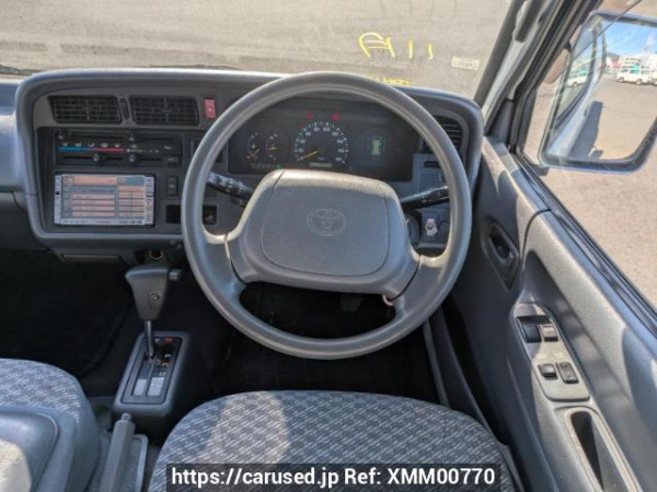 Used 2003 AT toyota hiace-van TRH112V Image[18]