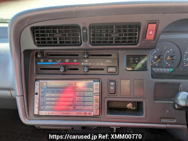 Used 2003 AT toyota hiace-van TRH112V Image[21]