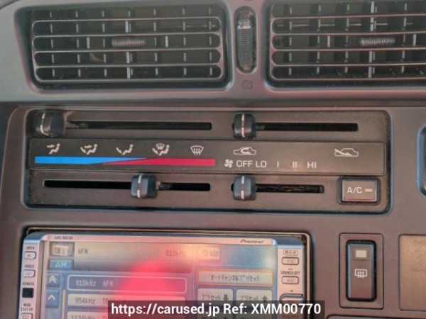 Used 2003 AT toyota hiace-van TRH112V Image[22]