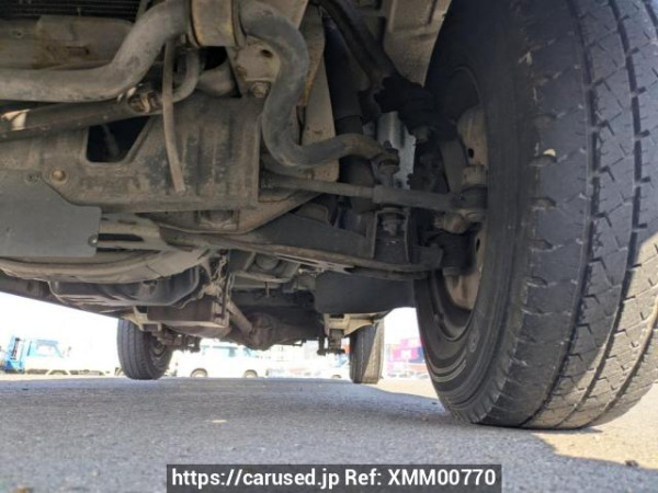 Used 2003 AT toyota hiace-van TRH112V Image[31]