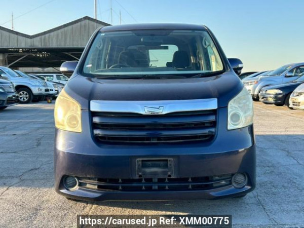 Used 2009 AT toyota noah ZRR70G Image[1]