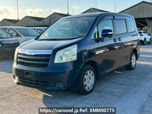 Used 2009 AT toyota noah ZRR70G Image[2]