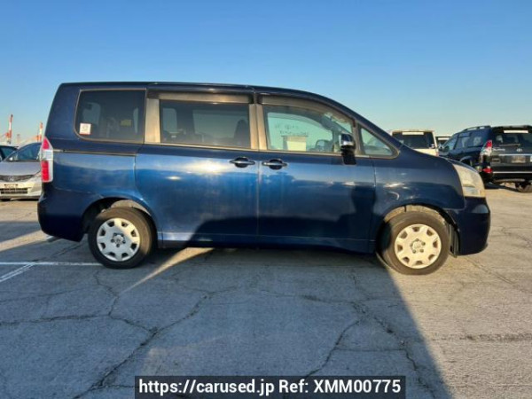 Used 2009 AT toyota noah ZRR70G Image[7]