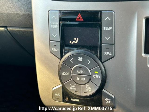 Used 2009 AT toyota noah ZRR70G Image[27]