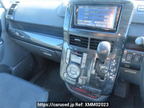 Used 2009 AT toyota voxy ZRR70W Image[29]