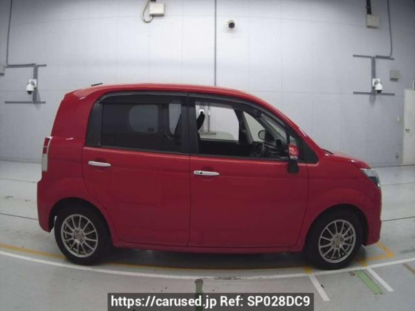 Used 2013 AT toyota spade NCP141 Image[2]