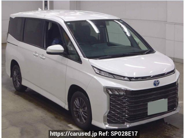 Used 2025 AT toyota voxy ZWR95W Image[0]