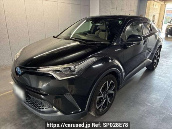 Used 2017 AT toyota c-hr ZYX10 Image[0]