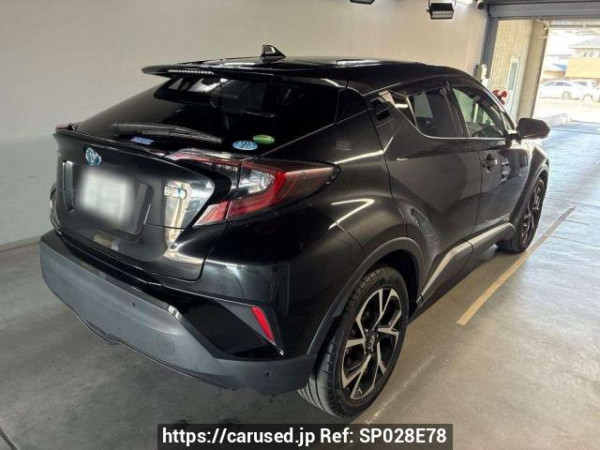 Used 2017 AT toyota c-hr ZYX10 Image[1]