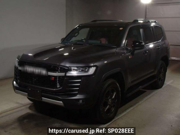 Used 2023 AT toyota land-cruiser VJA300W Image[0]