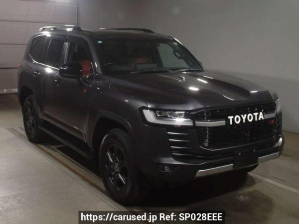 Used 2023 AT toyota land-cruiser VJA300W Image[2]