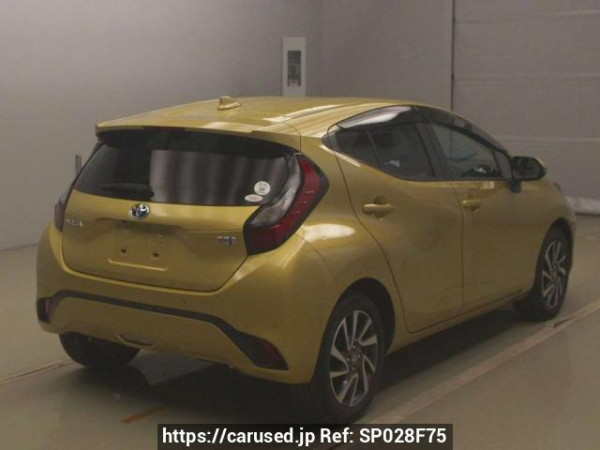 Used 2023 AT toyota aqua MXPK11 Image[1]