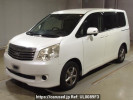 Toyota Noah ZRR70G