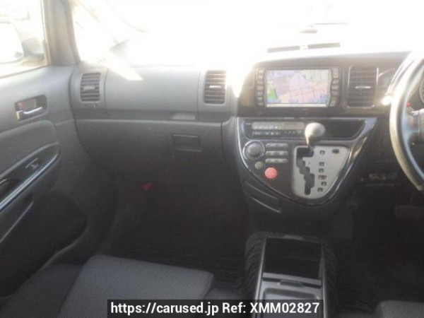 Used 2003 AT toyota wish ZNE14G Image[17]