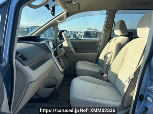 Used 2007 AT toyota noah ZRR70G Image[13]