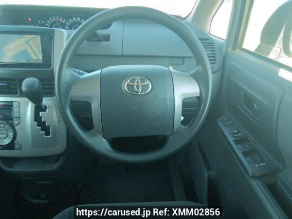 Used 2009 AT toyota noah ZRR70G Image[21]