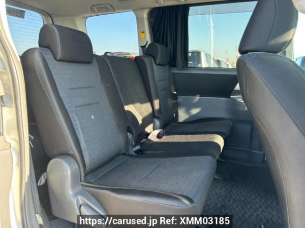 Used 2008 AT toyota voxy ZRR70W Image[14]