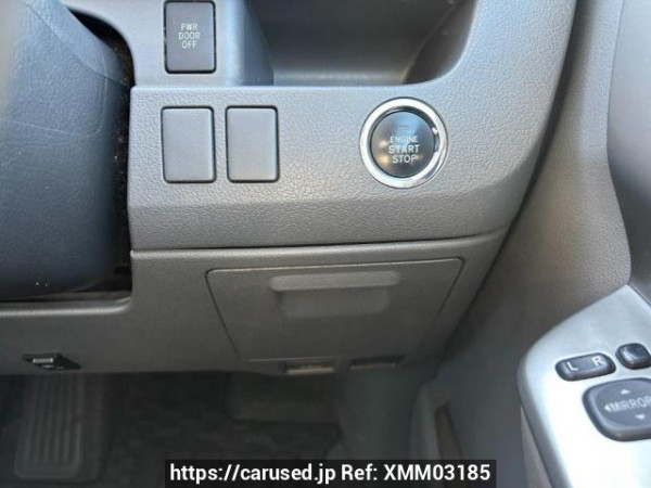 Used 2008 AT toyota voxy ZRR70W Image[28]