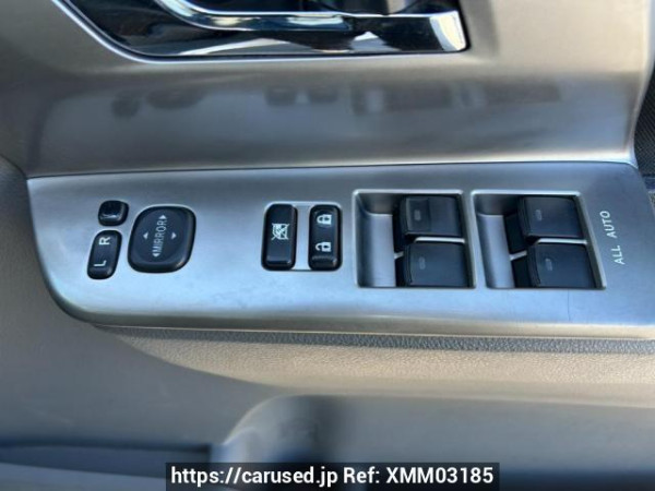 Used 2008 AT toyota voxy ZRR70W Image[31]