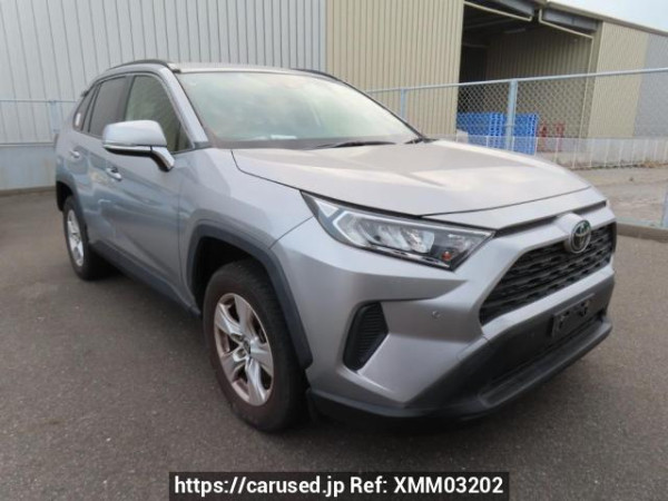 Used 2020 AT toyota rav4 MXAA52 Image[0]