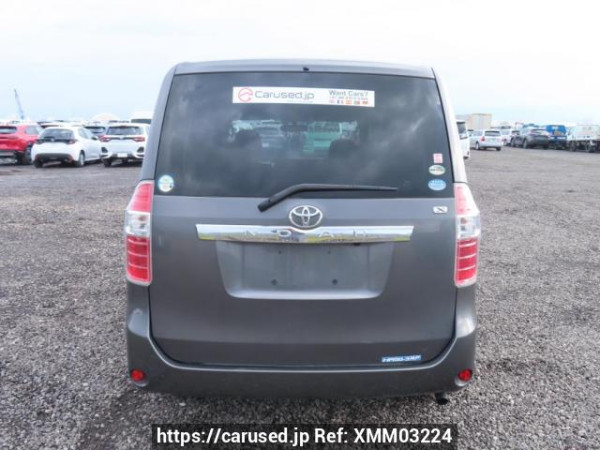 Used 2009 AT toyota noah ZRR70G Image[5]
