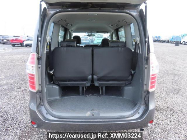 Used 2009 AT toyota noah ZRR70G Image[8]
