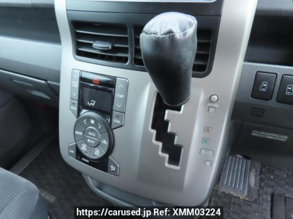 Used 2009 AT toyota noah ZRR70G Image[31]