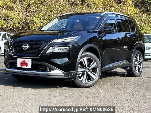 Used 2022 AT nissan x-trail 6AA-SNT33 Image[0]