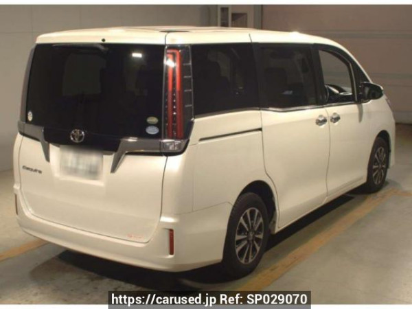 Used 2018 AT toyota esquire ZRR80G Image[1]