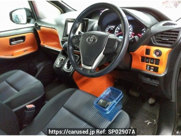 Used 2015 AT toyota voxy ZRR85W Image[2]