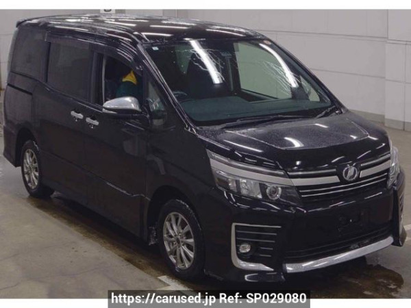 Used 2017 AT toyota voxy ZRR85W Image[0]