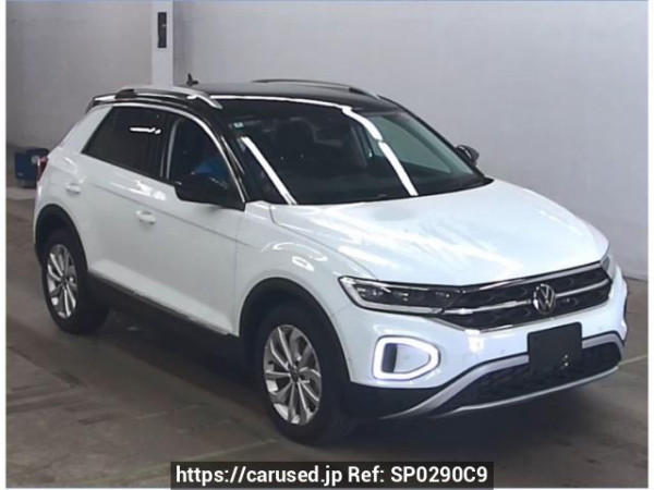 Used 2024 AT volkswagen t-roc A1DPC Image[0]