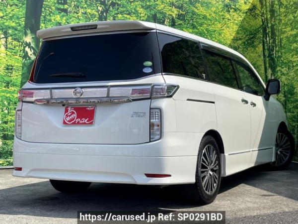 Used 2014 AT nissan elgrand TE52 Image[1]