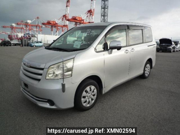 Used 2008 AT toyota noah ZRR70G Image[2]