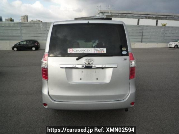 Used 2008 AT toyota noah ZRR70G Image[4]