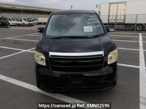 Used 2009 AT toyota noah ZRR70G Image[1]