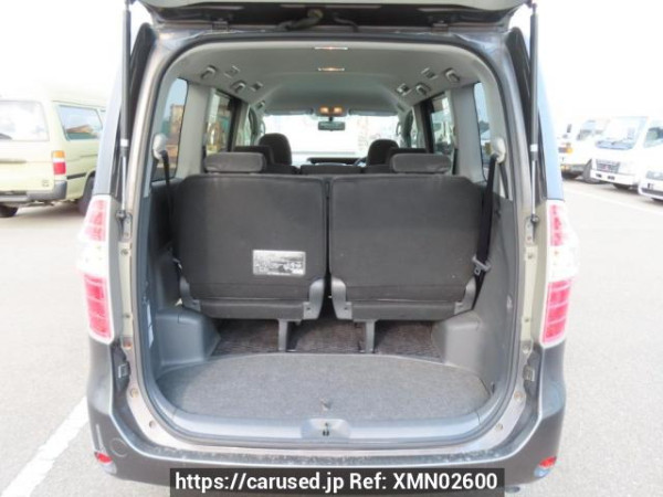 Used 2009 AT toyota noah ZRR70G Image[6]