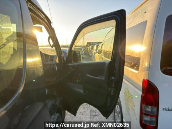 Used 2005 AT toyota hiace-van TRH200K Image[14]