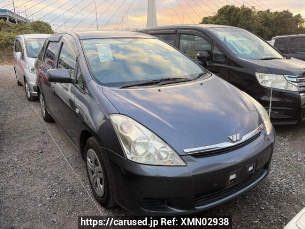 Used 2003 AT toyota wish ZNE10G Image[0]
